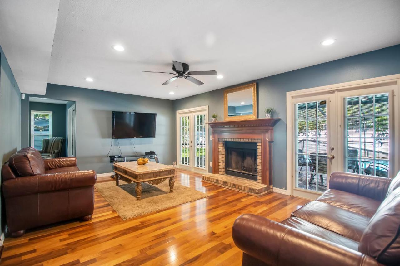 Tampa Bay Pool Home With Heated Pool Brandon Exterior photo
